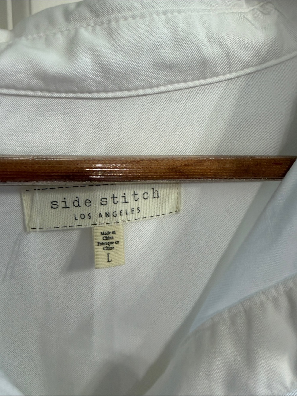 White Side Stitch Los Angeles size L V-Neck Popover Shirt. Beautiful fabric. - Picture 3 of 9